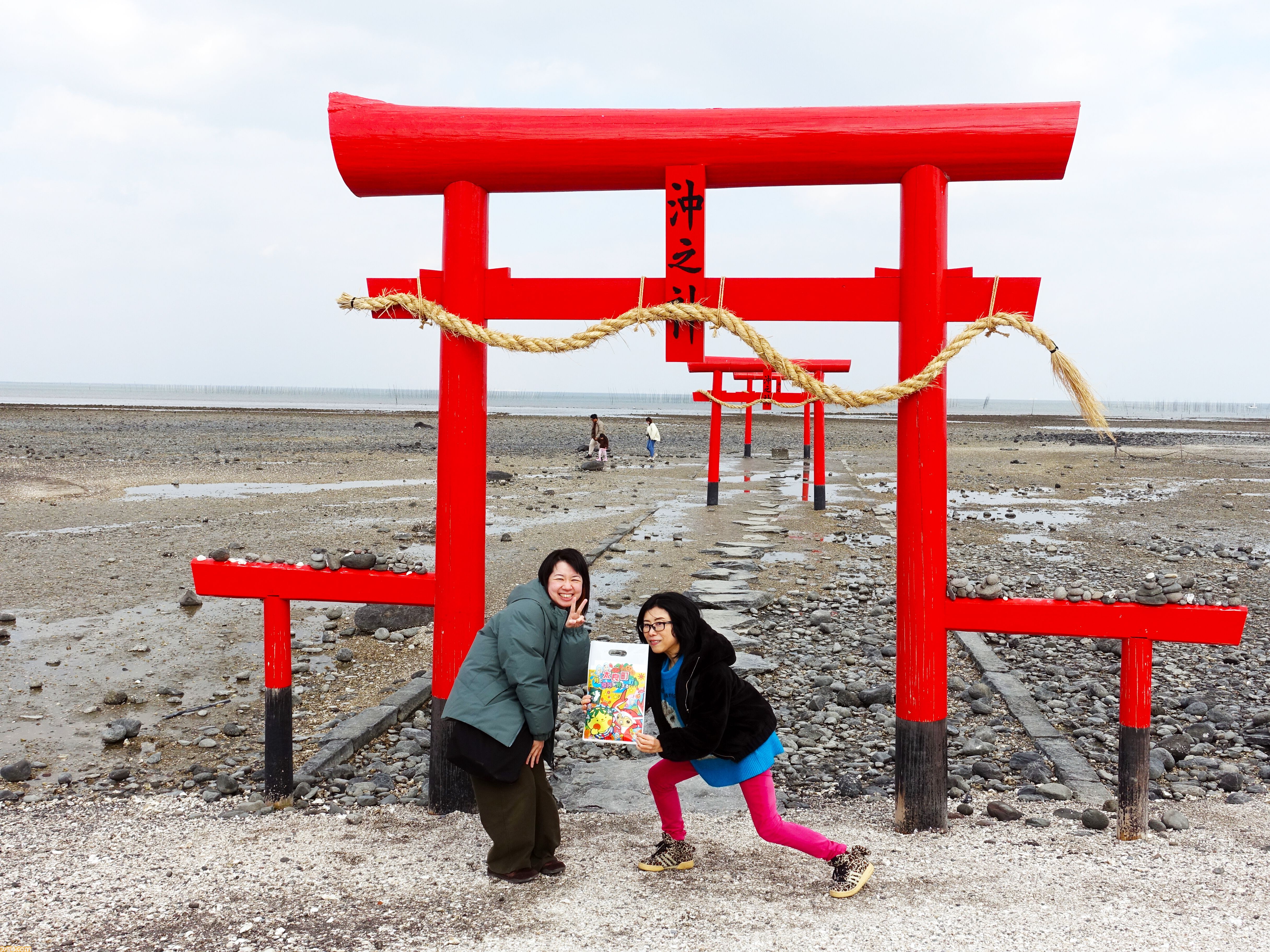 【柴田亜美先生と往く！　ロマンシングな佐賀の旅・前編】月の引力に導かれ、スービエで有明海をわたり、はにわに絵を付ける。佐賀の自然と伝統を感じる旅へ