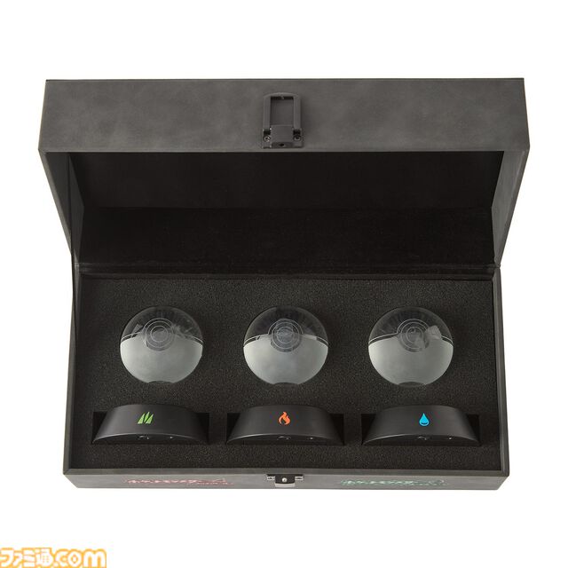 『ポケモン ファイアレッド・リーフグリーン』特別版の予約受付が本日（2/28）10時に開始。GBA版再現パッケージ、ガラス製モンボオブジェが付属