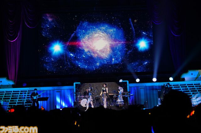 『学マス』初星音楽祭Day1リポート。『カタマリオンザドゥン』に『かちドキ』、『CRYST@LOUD』が披露。アコースティックアレンジや生バンドなど、“音を楽しむ”1日に