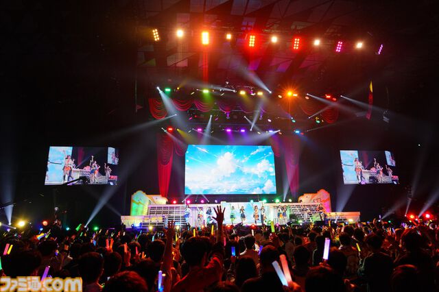 『学マス』初星音楽祭Day1リポート。『カタマリオンザドゥン』に『かちドキ』、『CRYST@LOUD』が披露。アコースティックアレンジや生バンドなど、“音を楽しむ”1日に