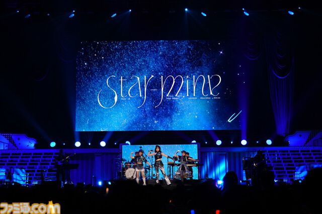 『学マス』初星音楽祭Day1リポート。『カタマリオンザドゥン』に『かちドキ』、『CRYST@LOUD』が披露。アコースティックアレンジや生バンドなど、“音を楽しむ”1日に