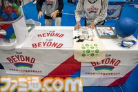 ゲーミングPCと大画面モニターをステンレス製アタッシュケースに組み込むと持ちやすい（ただし20kgある）。金属加工が得意なシーフォースは力技で解決する