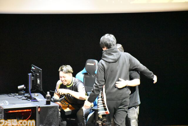 『バーチャファイター』シリーズ初の公式世界王者はとんちゃん選手。地上260メートル、最“高”の舞台での『VF5 R.E.V.O. World Stage』摩天楼決戦