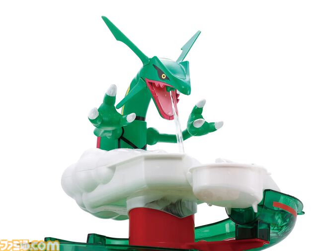 『ポケモン』レックウザ型のそうめんスライダーが本日（6/1）発売。専用の新規造形で作られた高さ約56cmの大迫力ボディーで流しそうめんを楽しもう