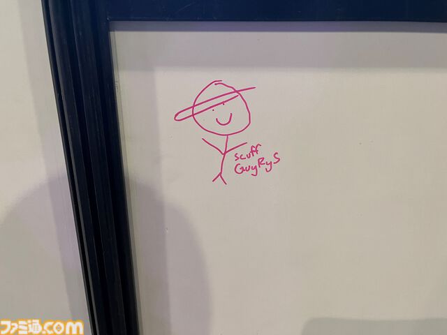 【ホロライブEXPO2026】配信初期の機材セットや汚い鍋、天音かなたのサイン入り握力計など、ホロメンの私物をすべて掲載。150枚以上の写真でリポートをお届け