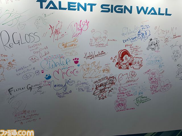 【ホロライブEXPO2026】配信初期の機材セットや汚い鍋、天音かなたのサイン入り握力計など、ホロメンの私物をすべて掲載。150枚以上の写真でリポートをお届け