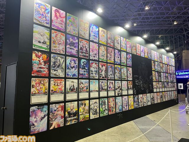 【ホロライブEXPO2026】配信初期の機材セットや汚い鍋、天音かなたのサイン入り握力計など、ホロメンの私物をすべて掲載。150枚以上の写真でリポートをお届け