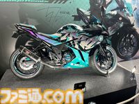 【ホロライブEXPO2026】配信初期の機材セットや汚い鍋、天音かなたのサイン入り握力計など、ホロメンの私物をすべて掲載。150枚以上の写真でリポートをお届け