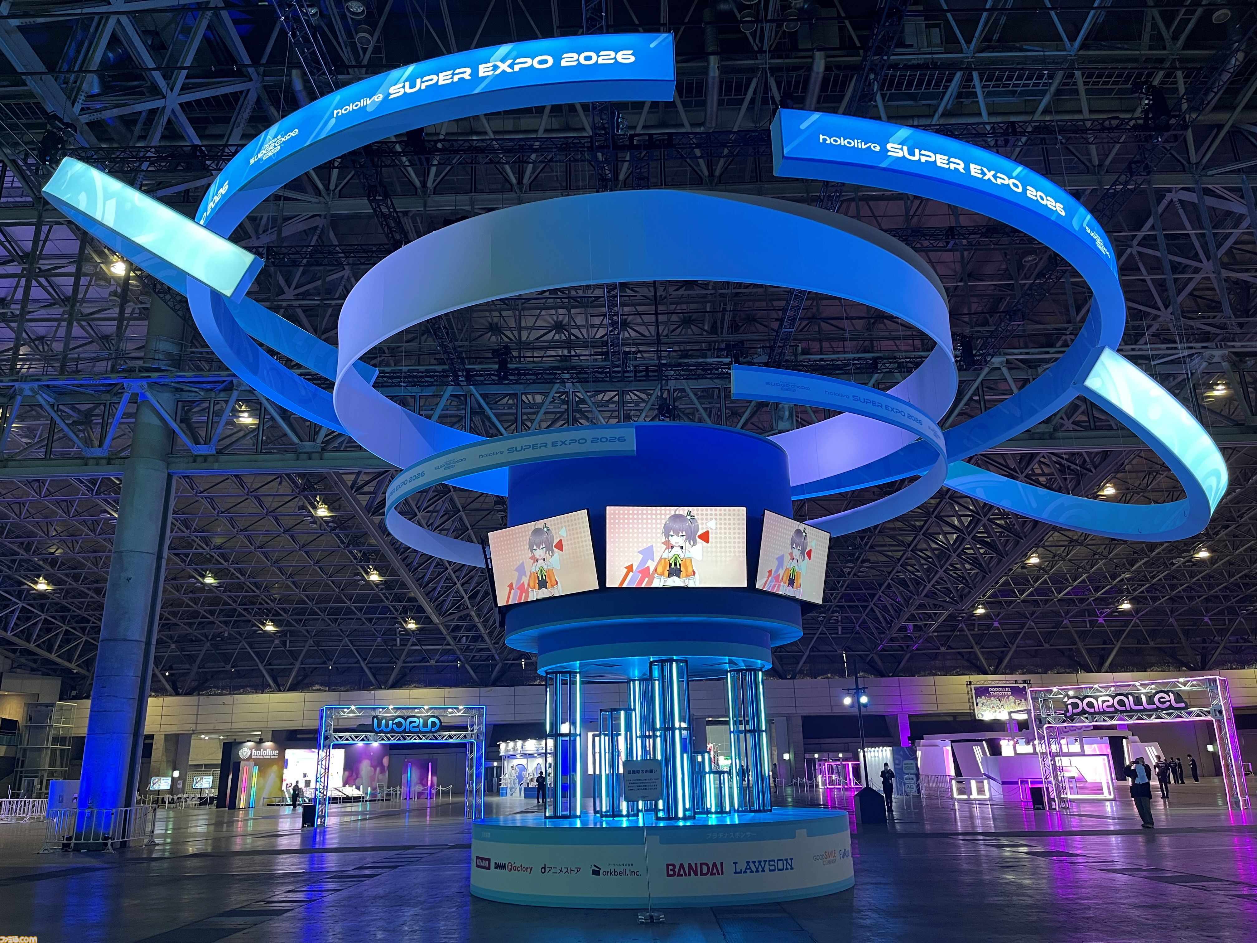 【ホロライブEXPO2026】配信初期の機材セットや汚い鍋、天音かなたのサイン入り握力計など、ホロメンの私物をすべて掲載。150枚以上の写真でリポートをお届け