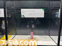 【ホロライブEXPO2026】配信初期の機材セットや汚い鍋、天音かなたのサイン入り握力計など、ホロメンの私物をすべて掲載。150枚以上の写真でリポートをお届け