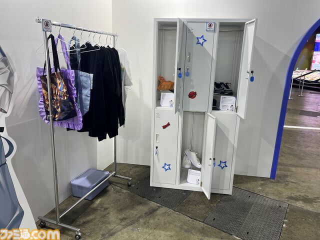 【ホロライブEXPO2026】配信初期の機材セットや汚い鍋、天音かなたのサイン入り握力計など、ホロメンの私物をすべて掲載。150枚以上の写真でリポートをお届け