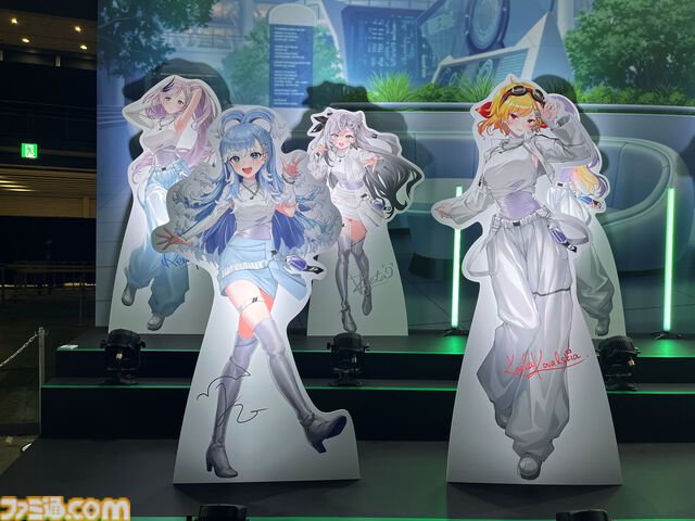 【ホロライブEXPO2026】配信初期の機材セットや汚い鍋、天音かなたのサイン入り握力計など、ホロメンの私物をすべて掲載。150枚以上の写真でリポートをお届け