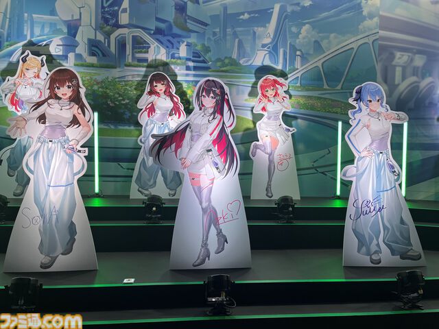 【ホロライブEXPO2026】配信初期の機材セットや汚い鍋、天音かなたのサイン入り握力計など、ホロメンの私物をすべて掲載。150枚以上の写真でリポートをお届け