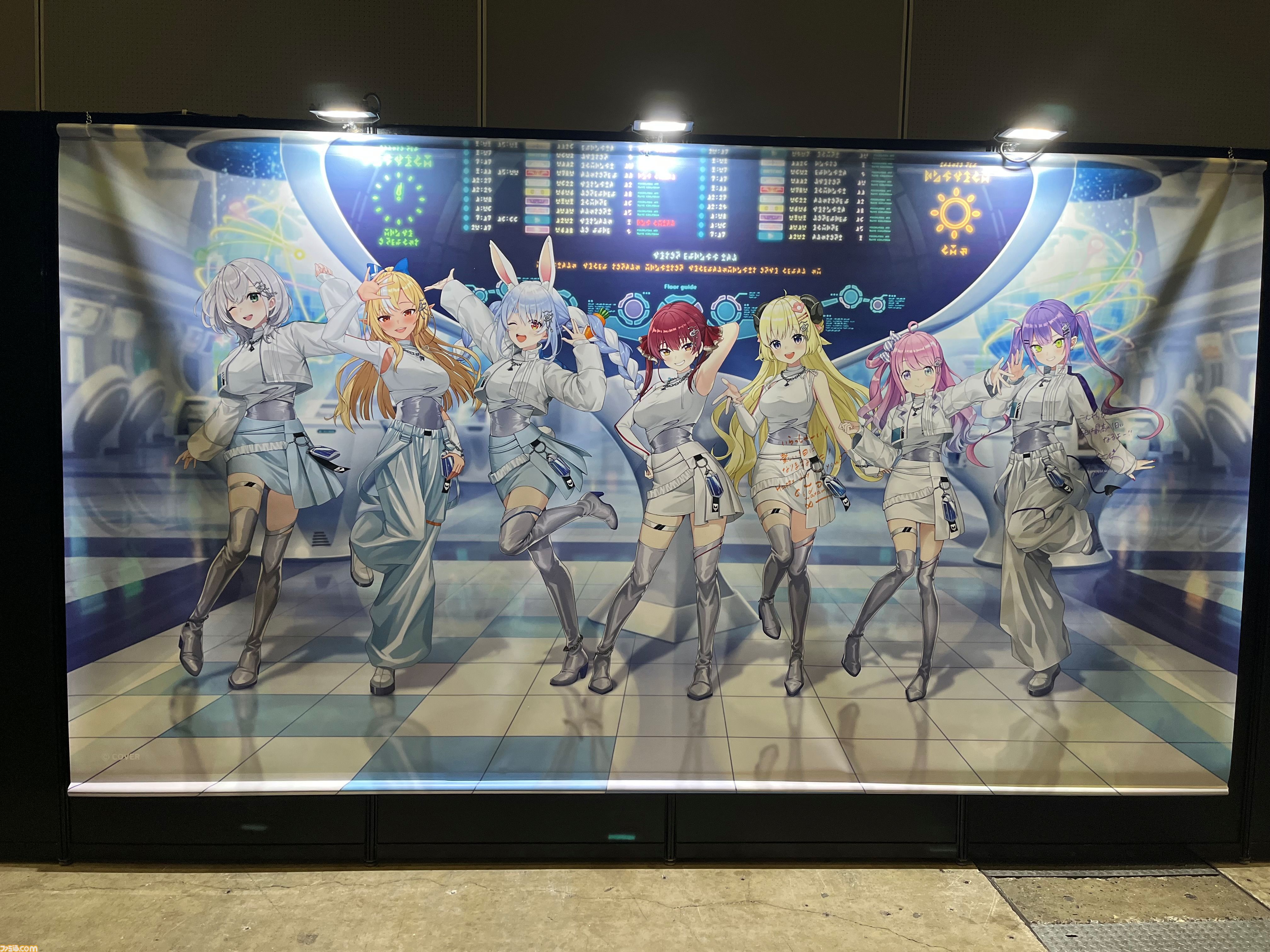【ホロライブEXPO2026】配信初期の機材セットや汚い鍋、天音かなたのサイン入り握力計など、ホロメンの私物をすべて掲載。150枚以上の写真でリポートをお届け
