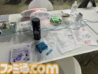 【ホロライブEXPO2026】配信初期の機材セットや汚い鍋、天音かなたのサイン入り握力計など、ホロメンの私物をすべて掲載。150枚以上の写真でリポートをお届け