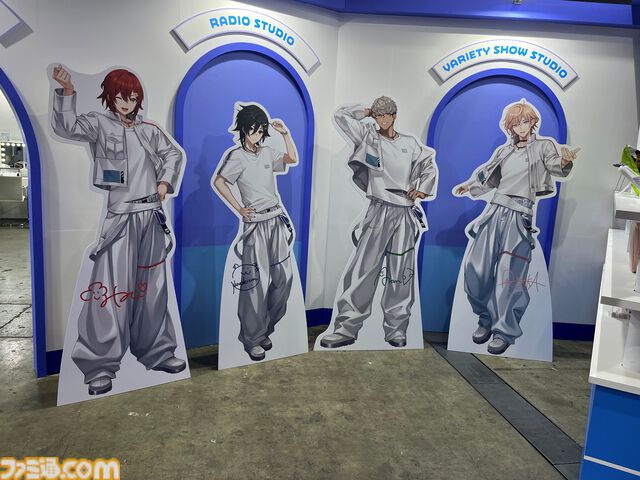 【ホロライブEXPO2026】配信初期の機材セットや汚い鍋、天音かなたのサイン入り握力計など、ホロメンの私物をすべて掲載。150枚以上の写真でリポートをお届け