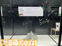 【ホロライブEXPO2026】配信初期の機材セットや汚い鍋、天音かなたのサイン入り握力計など、ホロメンの私物をすべて掲載。150枚以上の写真でリポートをお届け