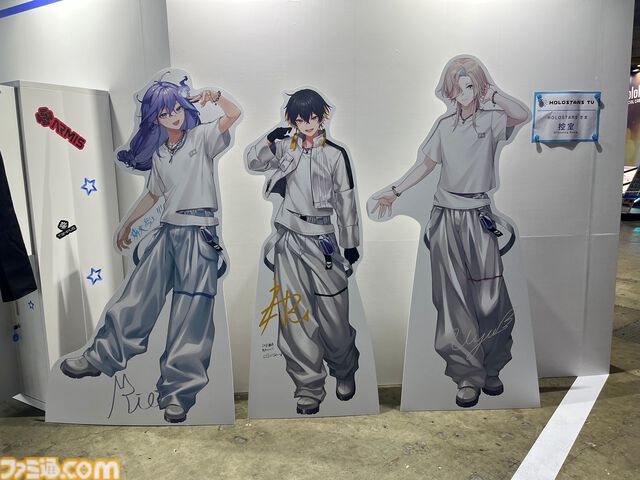 【ホロライブEXPO2026】配信初期の機材セットや汚い鍋、天音かなたのサイン入り握力計など、ホロメンの私物をすべて掲載。150枚以上の写真でリポートをお届け