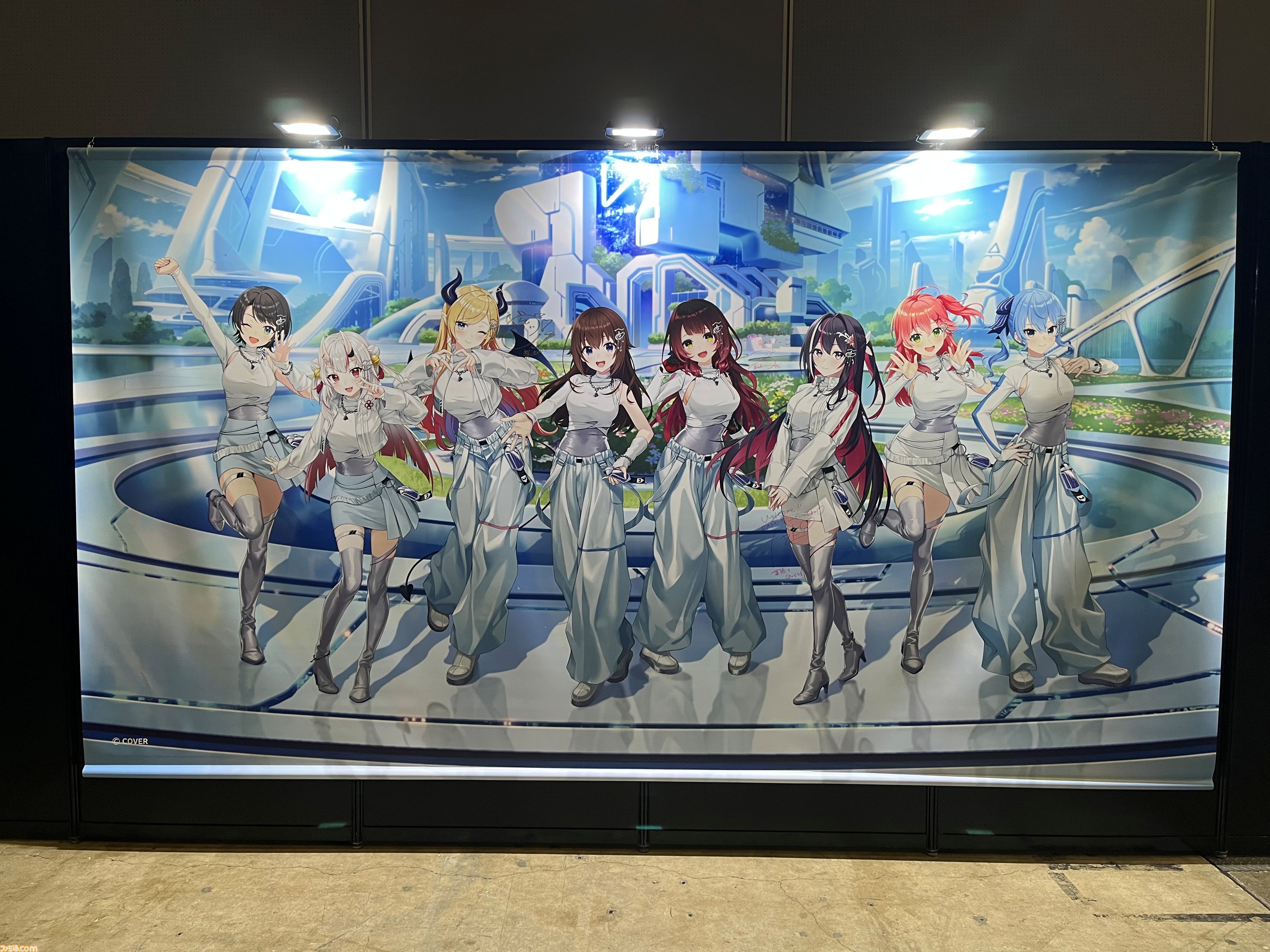 【ホロライブEXPO2026】配信初期の機材セットや汚い鍋、天音かなたのサイン入り握力計など、ホロメンの私物をすべて掲載。150枚以上の写真でリポートをお届け