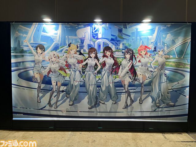 【ホロライブEXPO2026】配信初期の機材セットや汚い鍋、天音かなたのサイン入り握力計など、ホロメンの私物をすべて掲載。150枚以上の写真でリポートをお届け