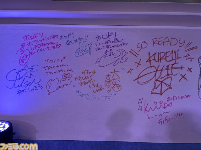 【ホロライブEXPO2026】配信初期の機材セットや汚い鍋、天音かなたのサイン入り握力計など、ホロメンの私物をすべて掲載。150枚以上の写真でリポートをお届け