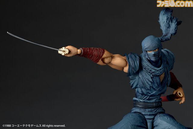 『忍者龍剣伝』マフラーや眼球も動かせるリュウ・ハヤブサのフィギュアが12月発売。予約限定特典では素顔パーツも付属【おのれ邪鬼王！】