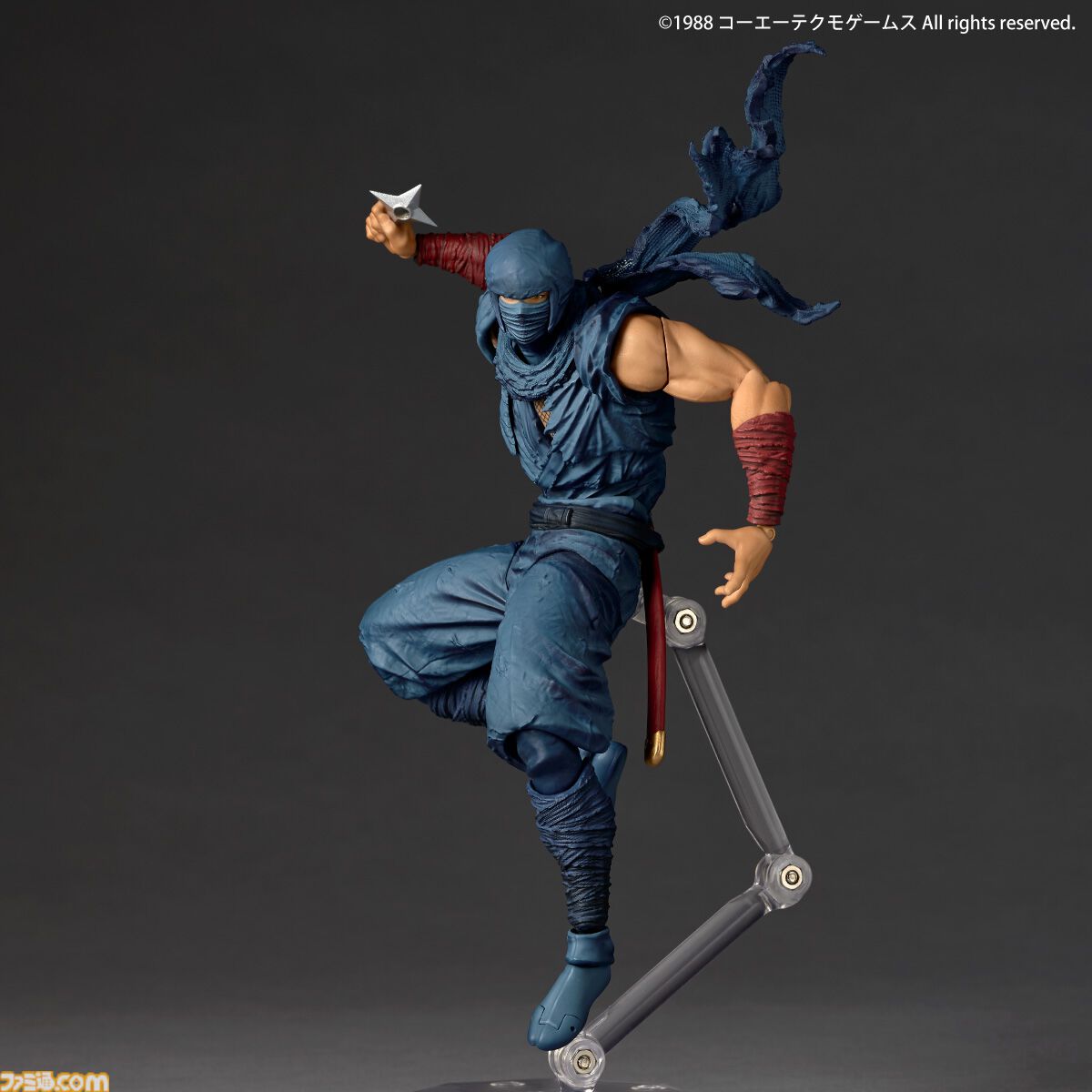 忍者龍剣伝』マフラーや眼球も動かせるリュウ・ハヤブサのフィギュアが