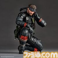 『メタルギア ソリッド デルタ』ネイキッド・スネークがアメヤマでアクションフィギュア化！ CQCから銃撃戦、潜入まで多彩なシーンを再現可。ダンボールももちろん同梱
