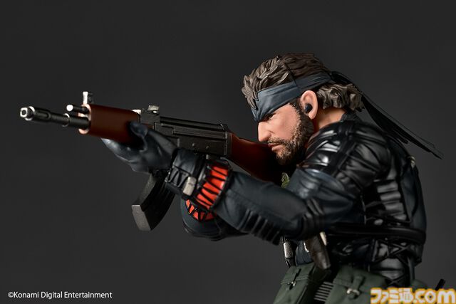 『メタルギア ソリッド デルタ』ネイキッド・スネークがアメヤマでアクションフィギュア化！ CQCから銃撃戦、潜入まで多彩なシーンを再現可。ダンボールももちろん同梱