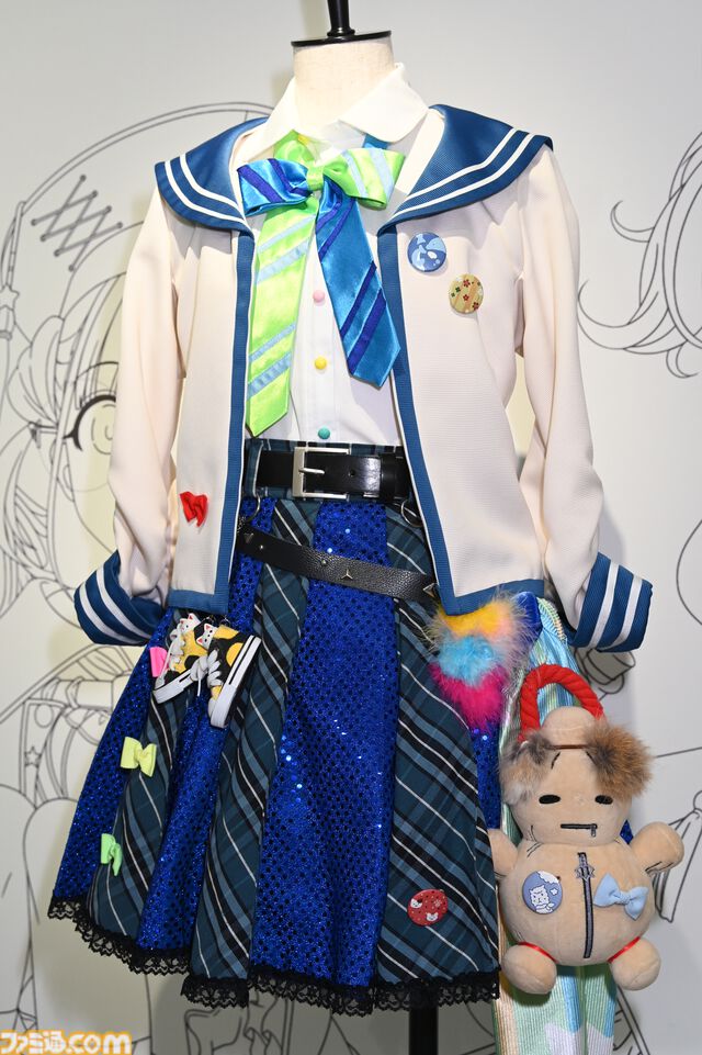 『シャニマス』衣装展は至近距離で見られて、衣装生地にも触れられる！ "My Songs Collection"衣装をはじめ、こだわり抜かれた衣装を隅々まで堪能できる空間【内覧会リポート】