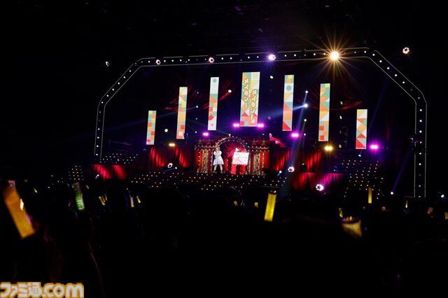 『アイマス ミリオンライブ！』11thライブDAY1リポート。本公演のために制作されたソロ曲『COLORS ON CANVAS!』をライブ初披露！ ロコらしいアーティスティックなセットリストがステージを彩る