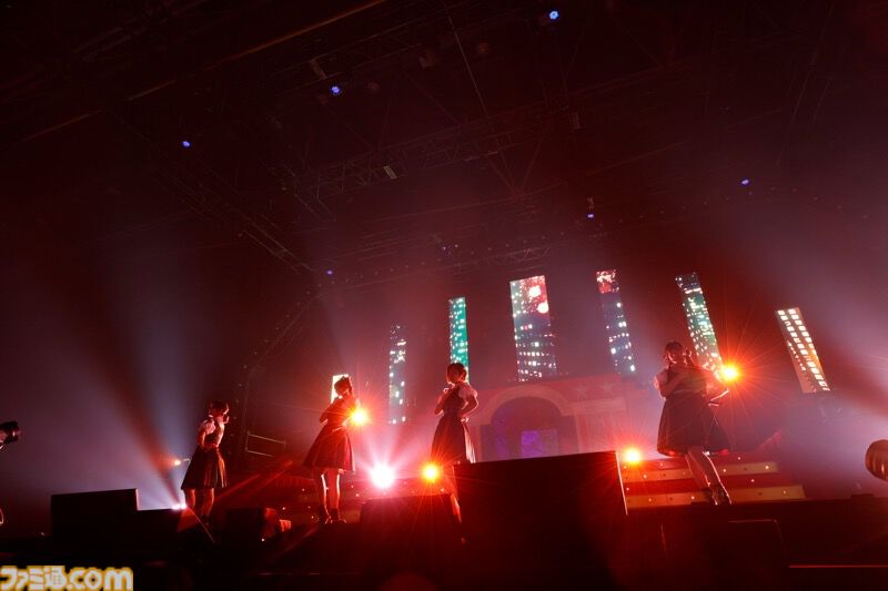 『アイマス ミリオンライブ！』11thライブDAY1リポート。本公演のために制作されたソロ曲『COLORS ON CANVAS!』をライブ初披露！ ロコらしいアーティスティックなセットリストがステージを彩る