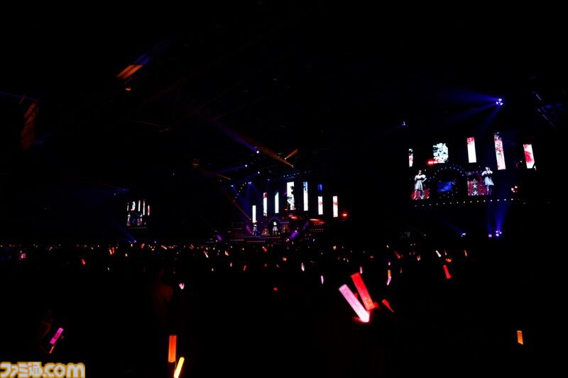 『アイマス ミリオンライブ！』11thライブDAY1リポート。本公演のために制作されたソロ曲『COLORS ON CANVAS!』をライブ初披露！ ロコらしいアーティスティックなセットリストがステージを彩る