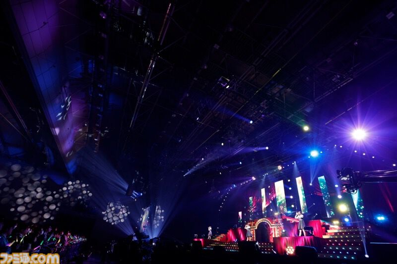 『アイマス ミリオンライブ！』11thライブDAY1リポート。本公演のために制作されたソロ曲『COLORS ON CANVAS!』をライブ初披露！ ロコらしいアーティスティックなセットリストがステージを彩る