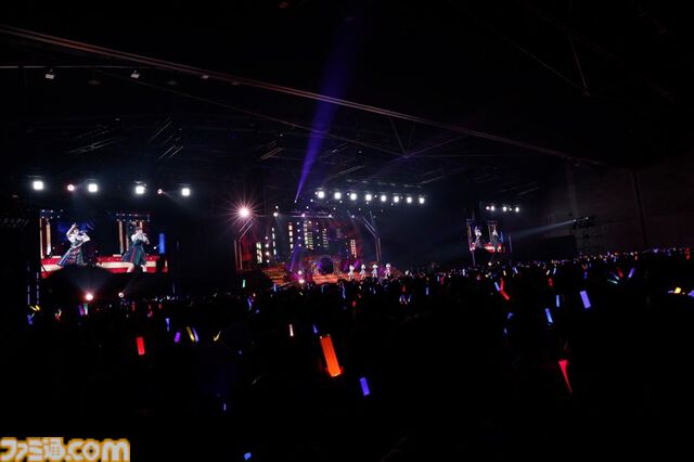 『アイマス ミリオンライブ！』11thライブDAY1リポート。本公演のために制作されたソロ曲『COLORS ON CANVAS!』をライブ初披露！ ロコらしいアーティスティックなセットリストがステージを彩る