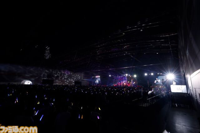 『アイマス ミリオンライブ！』11thライブDAY1リポート。本公演のために制作されたソロ曲『COLORS ON CANVAS!』をライブ初披露！ ロコらしいアーティスティックなセットリストがステージを彩る