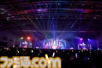 『アイマス ミリオンライブ！』11thライブDAY1リポート。本公演のために制作されたソロ曲『COLORS ON CANVAS!』をライブ初披露！ ロコらしいアーティスティックなセットリストがステージを彩る