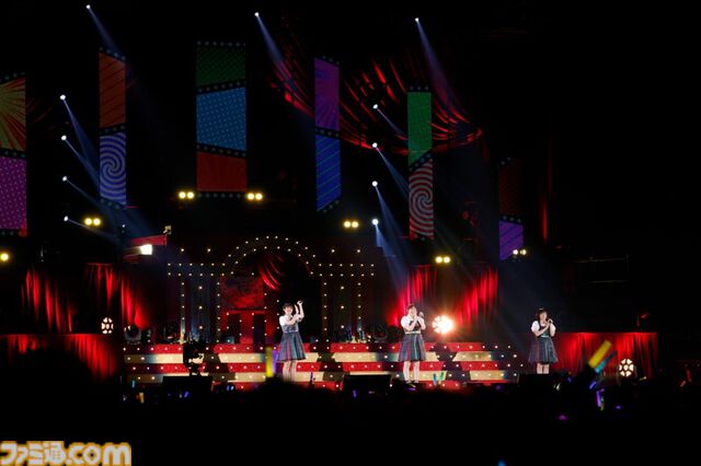 『アイマス ミリオンライブ！』11thライブDAY1リポート。本公演のために制作されたソロ曲『COLORS ON CANVAS!』をライブ初披露！ ロコらしいアーティスティックなセットリストがステージを彩る