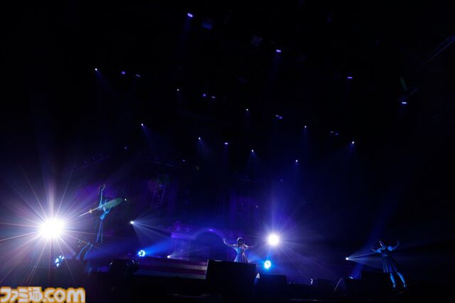 『アイマス ミリオンライブ！』11thライブDAY1リポート。本公演のために制作されたソロ曲『COLORS ON CANVAS!』をライブ初披露！ ロコらしいアーティスティックなセットリストがステージを彩る