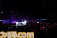 『アイマス ミリオンライブ！』11thライブDAY1リポート。本公演のために制作されたソロ曲『COLORS ON CANVAS!』をライブ初披露！ ロコらしいアーティスティックなセットリストがステージを彩る