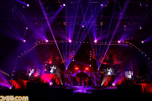 『アイマス ミリオンライブ！』11thライブDAY2リポート。朗読劇の展開に沿ってライブが進む、七尾百合子の主演に相応しい公演に。新曲『君と同じ物語』の初披露も