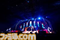 『アイマス ミリオンライブ！』11thライブDAY2リポート。朗読劇の展開に沿ってライブが進む、七尾百合子の主演に相応しい公演に。新曲『君と同じ物語』の初披露も