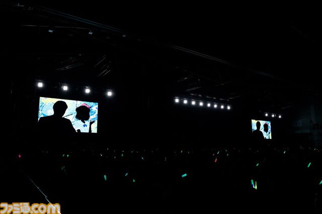 『アイマス ミリオンライブ！』11thライブDAY2リポート。朗読劇の展開に沿ってライブが進む、七尾百合子の主演に相応しい公演に。新曲『君と同じ物語』の初披露も