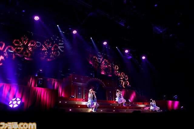 『アイマス ミリオンライブ！』11thライブDAY2リポート。朗読劇の展開に沿ってライブが進む、七尾百合子の主演に相応しい公演に。新曲『君と同じ物語』の初披露も