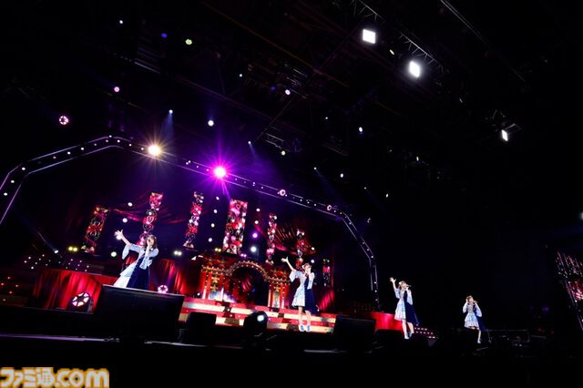 『アイマス ミリオンライブ！』11thライブDAY2リポート。朗読劇の展開に沿ってライブが進む、七尾百合子の主演に相応しい公演に。新曲『君と同じ物語』の初披露も