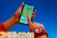 【USJ】スーパースターのポップコーンバケツがかわいい！ ピカピカ光っておなじみのBGMも流れる。“無敵”気分を味わえる限定商品を一挙紹介