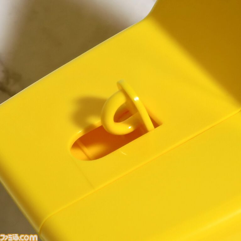 【USJ】スーパースターのポップコーンバケツがかわいい！ ピカピカ光っておなじみのBGMも流れる。“無敵”気分を味わえる限定商品を一挙紹介