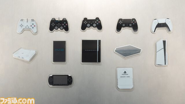 プレステのグリッターランプが新登場、シェイプスロゴがキラキラ光る。折り畳み傘やデスクマット、メッセンジャーバッグなども展開