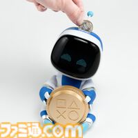 プレステのグリッターランプが新登場、シェイプスロゴがキラキラ光る。折り畳み傘やデスクマット、メッセンジャーバッグなども展開