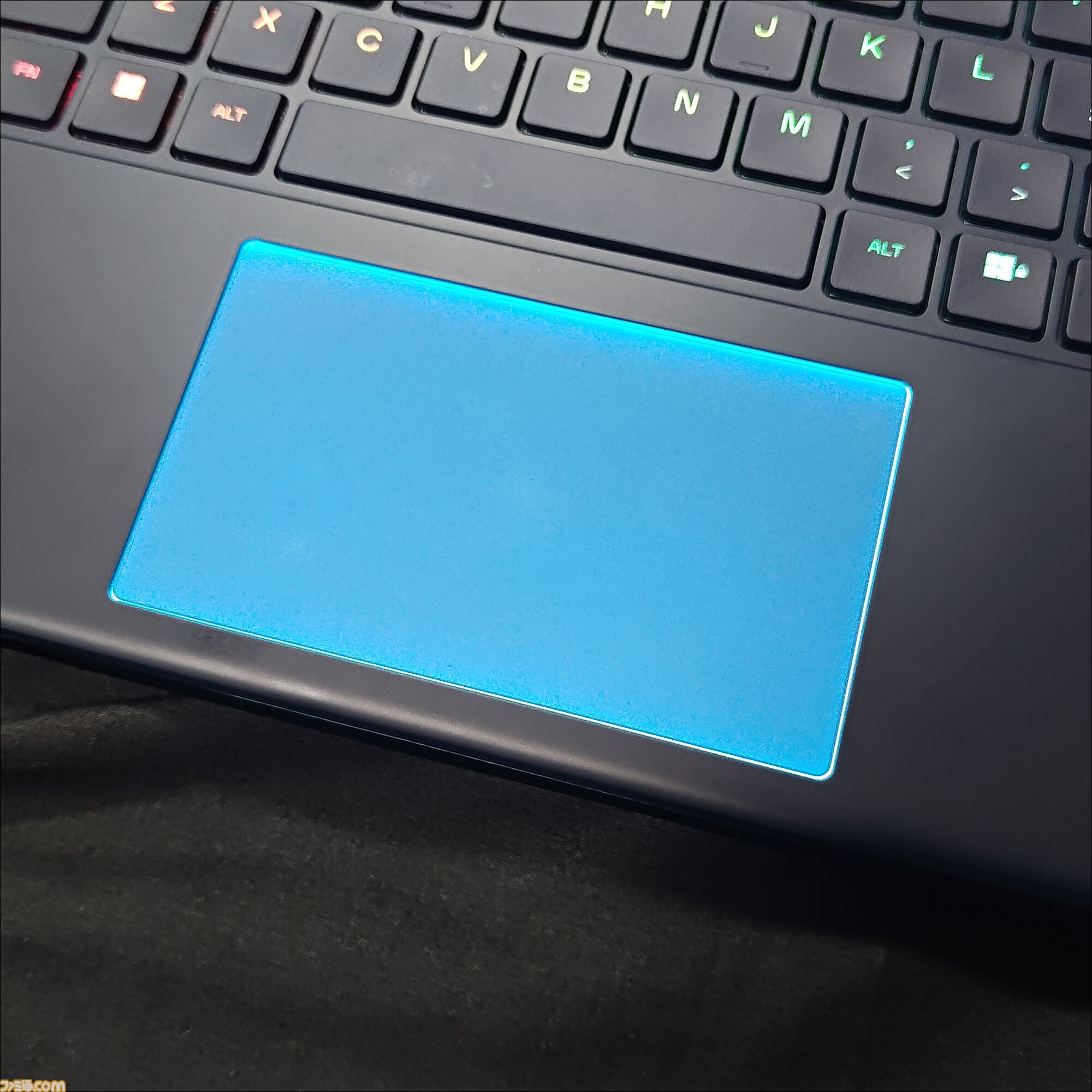 Alienwareの新ゲーミングノート発表。反射防止OLEDディスプレイ搭載でどんなシーンでも快適美麗にゲームプレイ